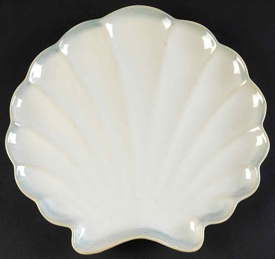 Shoreline Dinner Plate by Homestudio-1