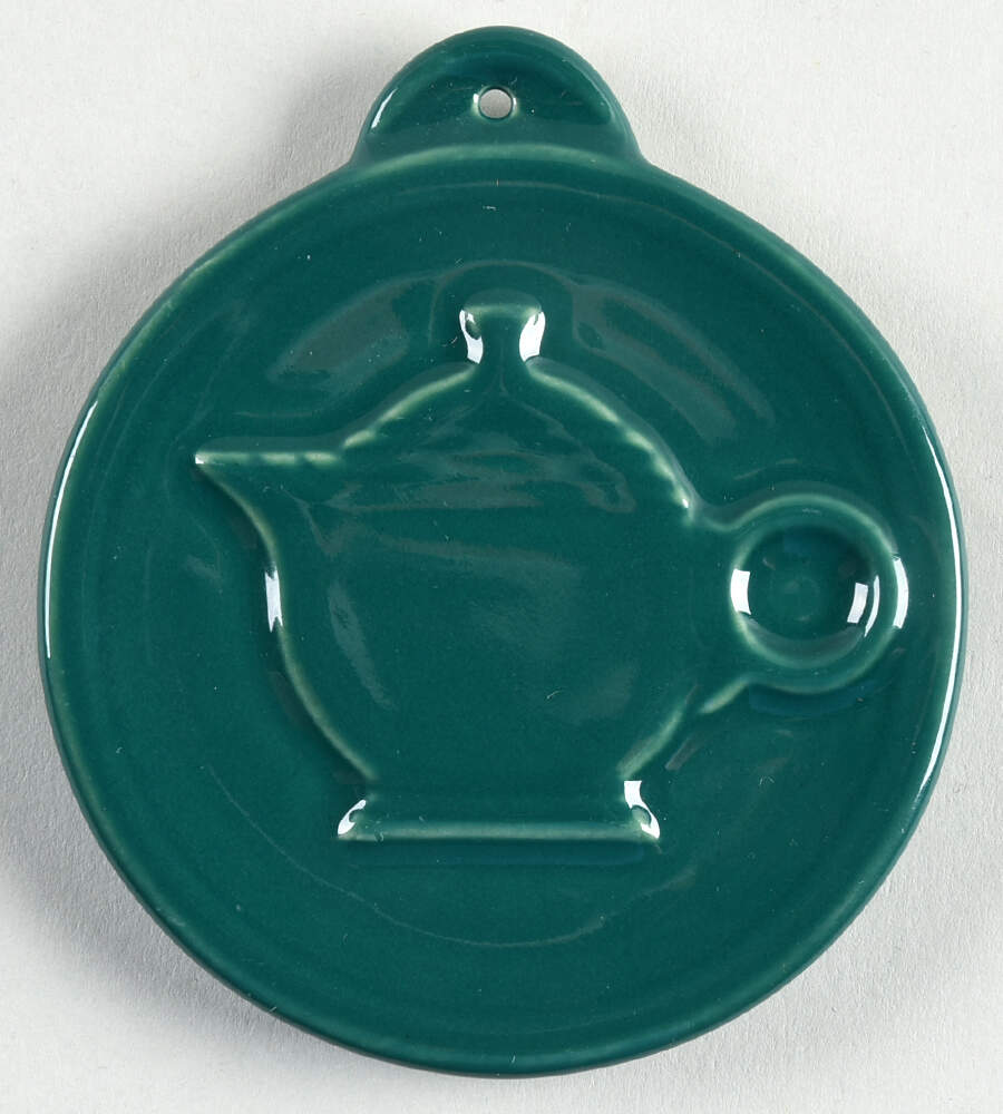 Fiesta Evergreen (Intro 2007) Ornament by Homer Laughlin -1
