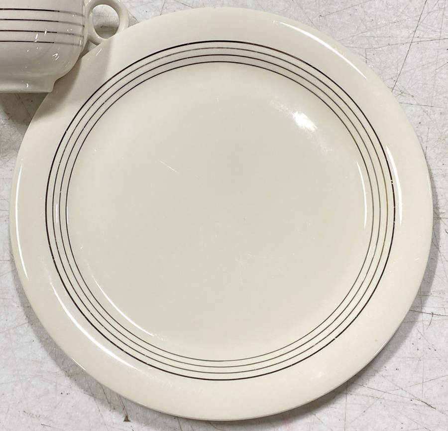 Chanson Dinner Plate by Homer Laughlin -1