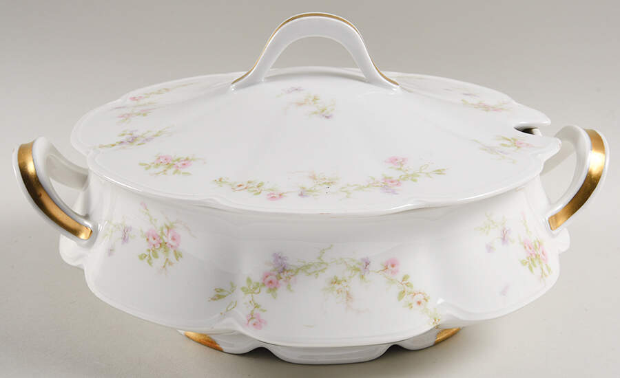 Schleiger 1244-6 Tureen &  Lid by Haviland-1