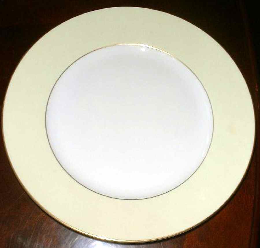 17789 Dinner Plate by Heinrich - H&C-1
