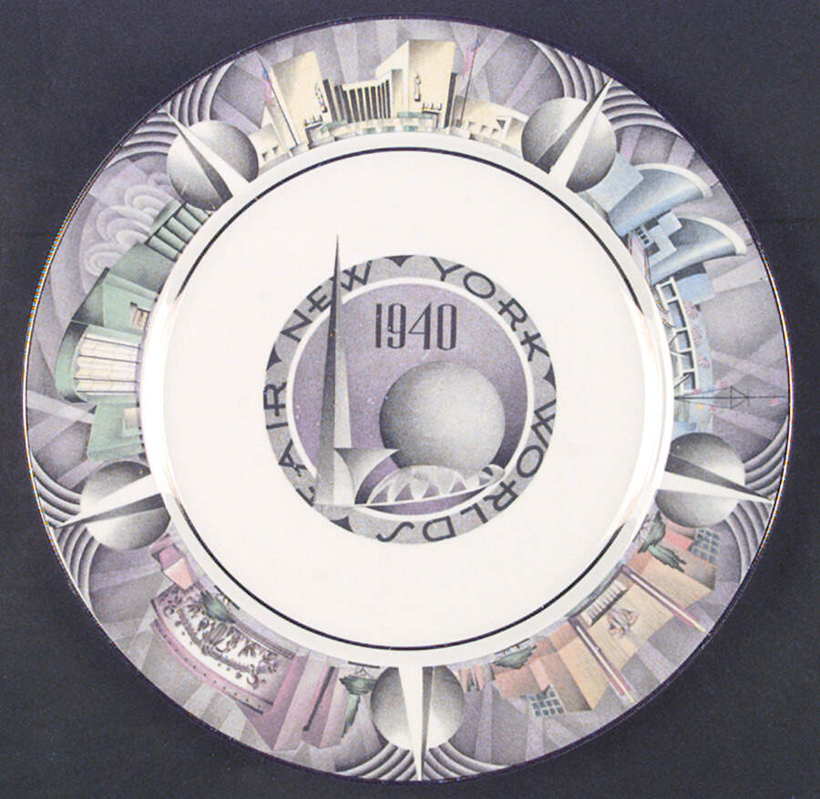 New York Worlds Fair Dinner Plate by Homer Laughlin -1