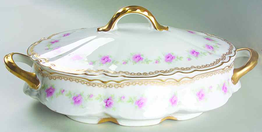 H3577 Oval Covered Vegetable by Haviland-1