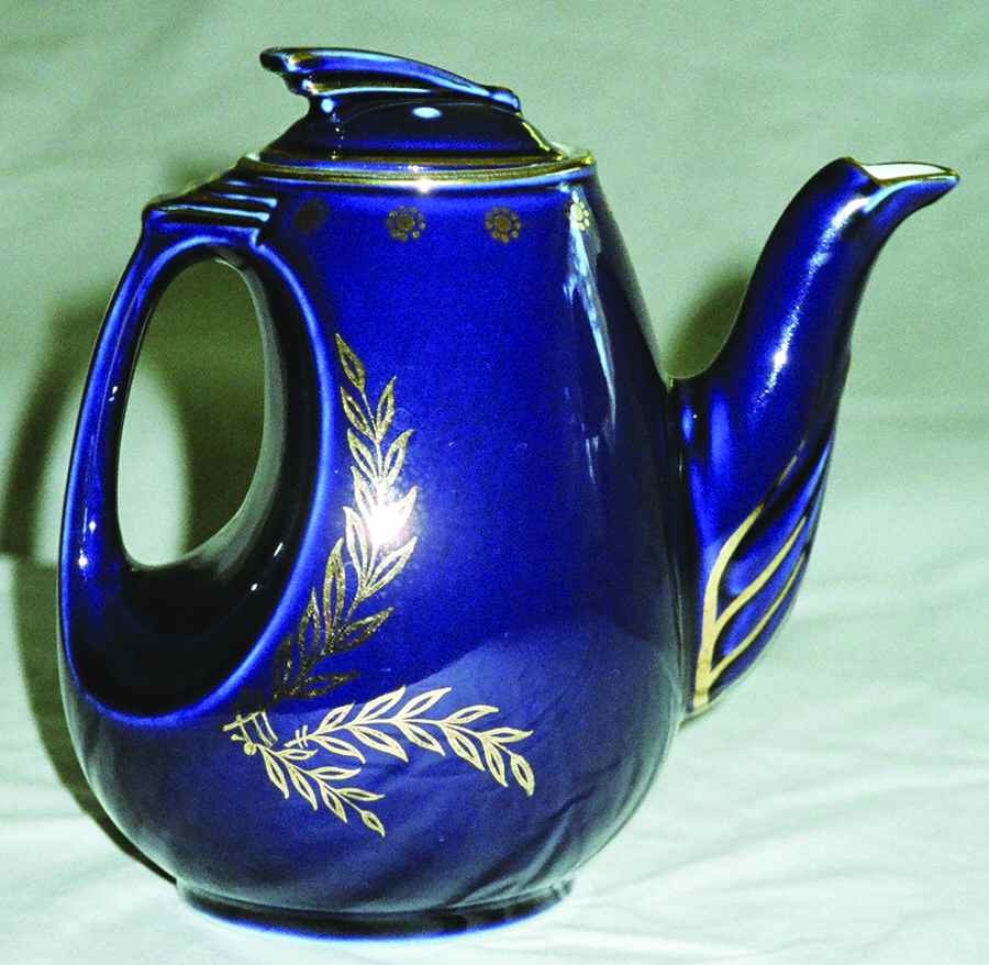 Teapots By Hall (Non-Pattern) Sundial Teapot & Lid by Hall-1