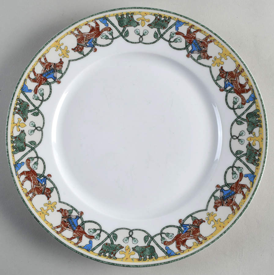 Early America Dinner Plate by Hermes-1
