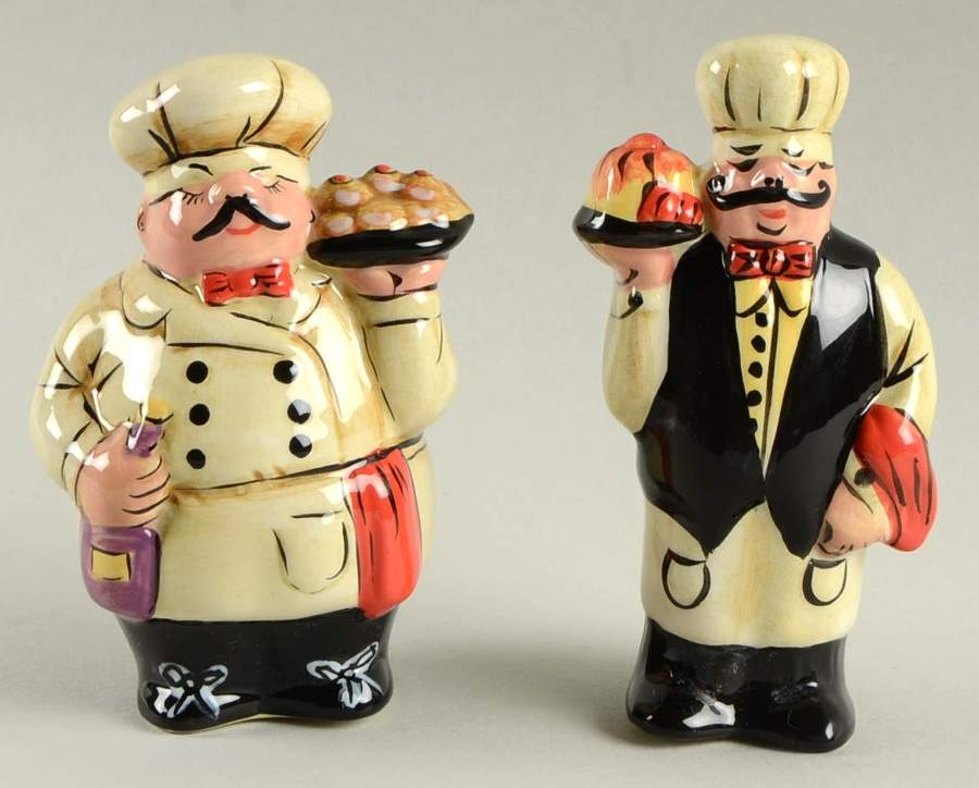Le Chef Figural Salt & Pepper Set by Hd Designs-1