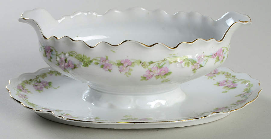 ALT27 Gravy Boat with Attached Underplate by Altrohlau-1