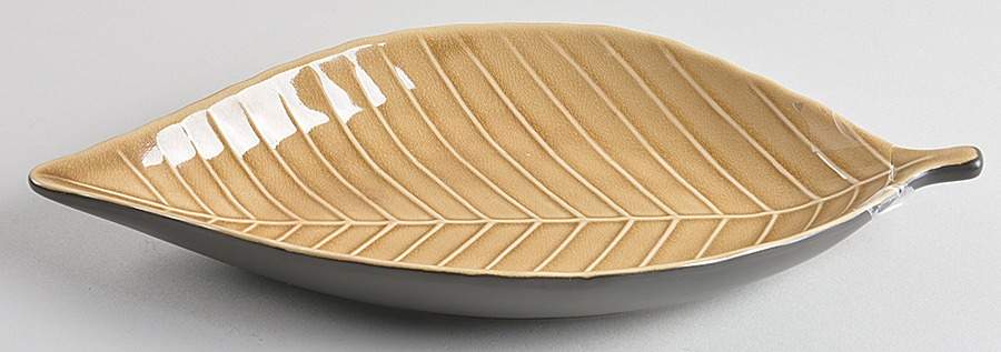 Tahitian Leaf 12" Leaf Dish by Home Trends-1