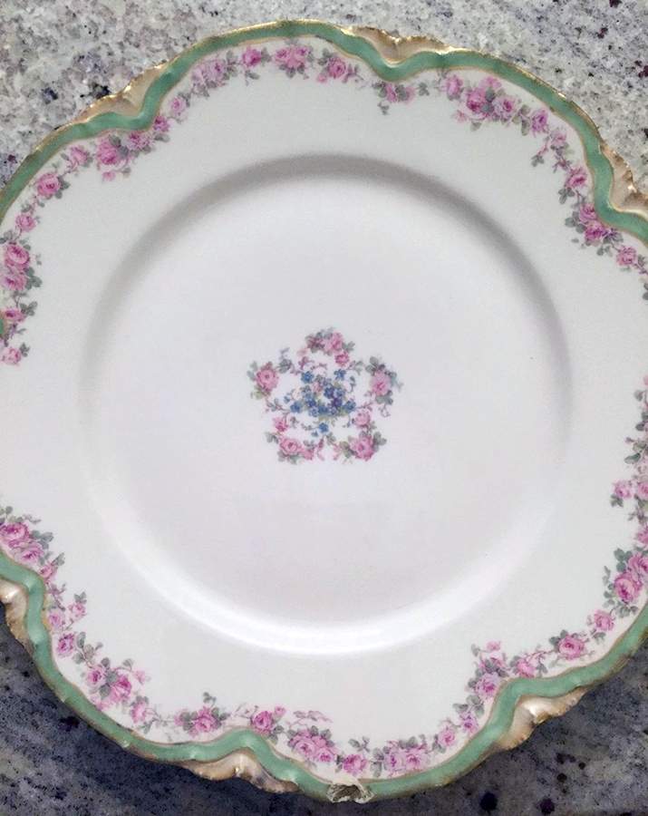 Schleiger 528-4 Dinner Plate by Haviland-1
