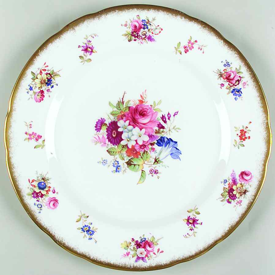 Lady Patricia (Scalloped) Dinner Plate by Hammersley-1