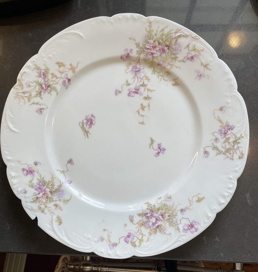 Schleiger 147-14 Dinner Plate by Haviland-1