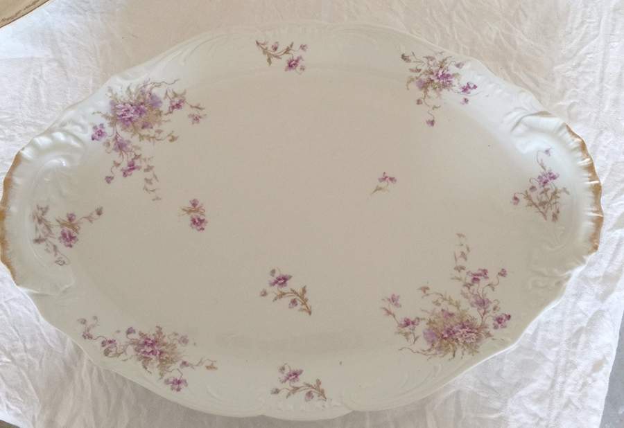 Schleiger 147-14 14" Oval Serving Platter by Haviland-1