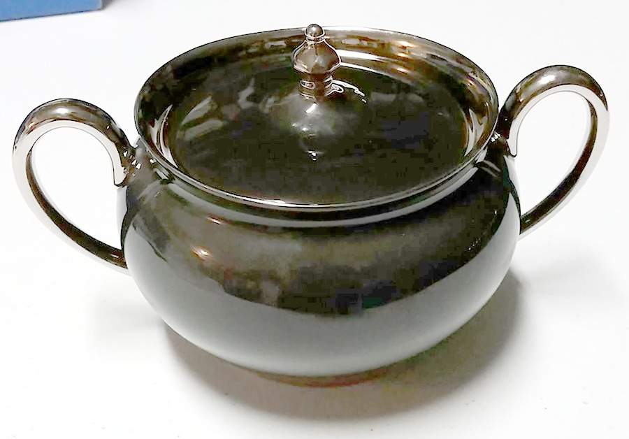 Laque de Chine Platinum (Noir) Sugar Bowl & Lid by Haviland-1
