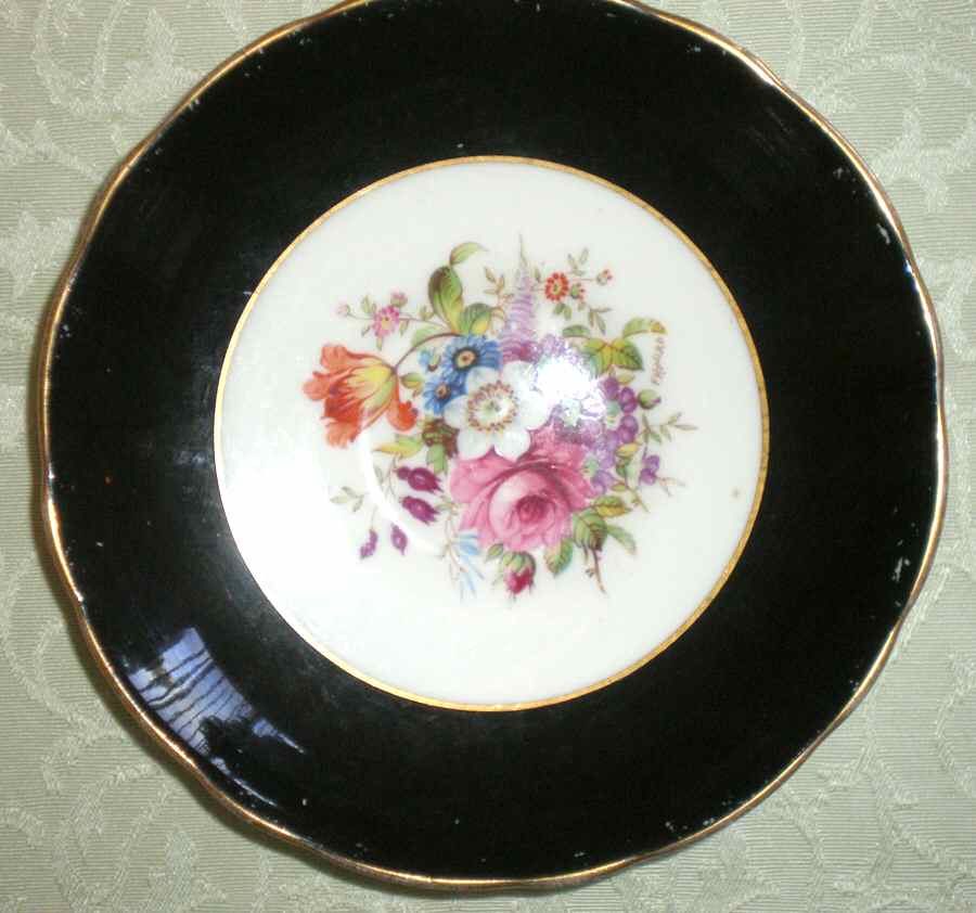 HAM101 Saucer by Hammersley-1