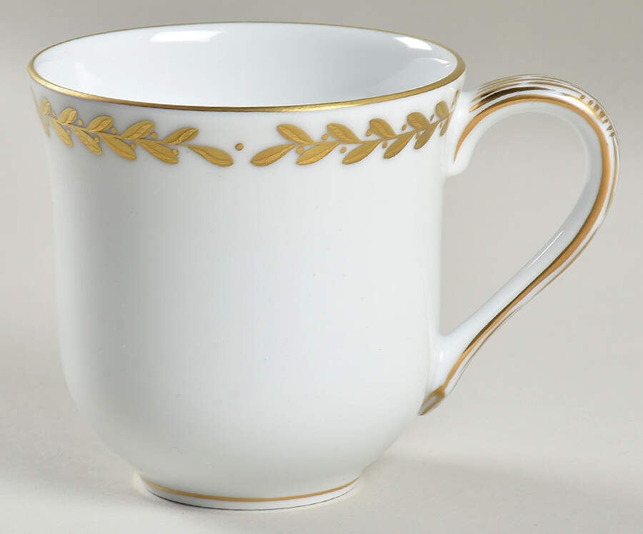Golden Laurel Mug by Herend-1