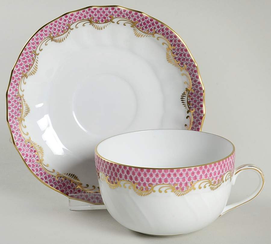 Fish Scale Footed Cup & Saucer Set by Herend-1