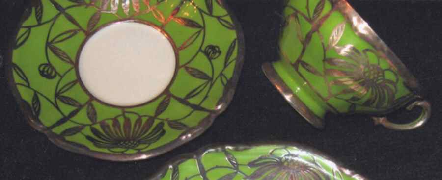 1015-1 Footed Cup & Saucer Set by Hutschenreuther-1