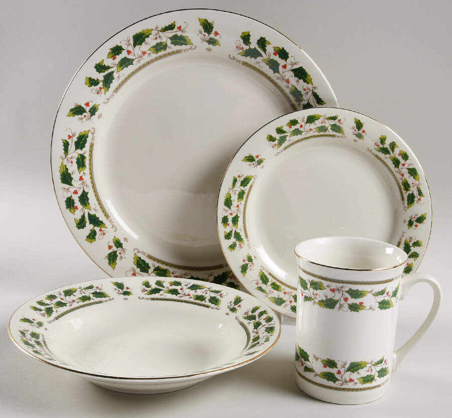 Home for the Holidays 4 Piece Place Setting by Holly Holiday-1