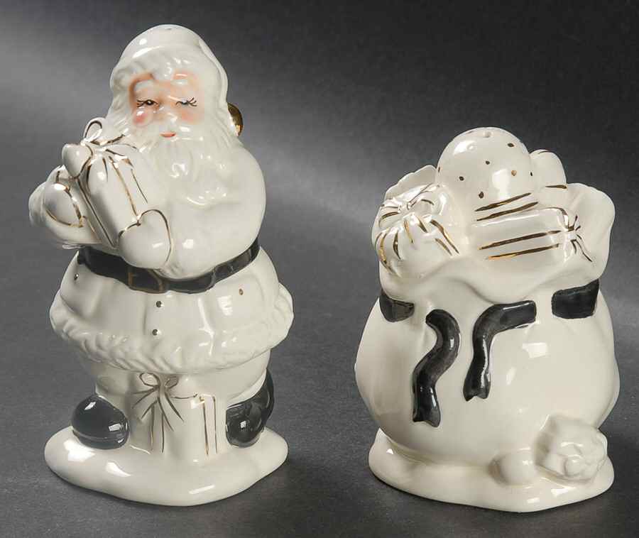 Home for the Holidays Figural Salt & Pepper Set by Holly Holiday-1