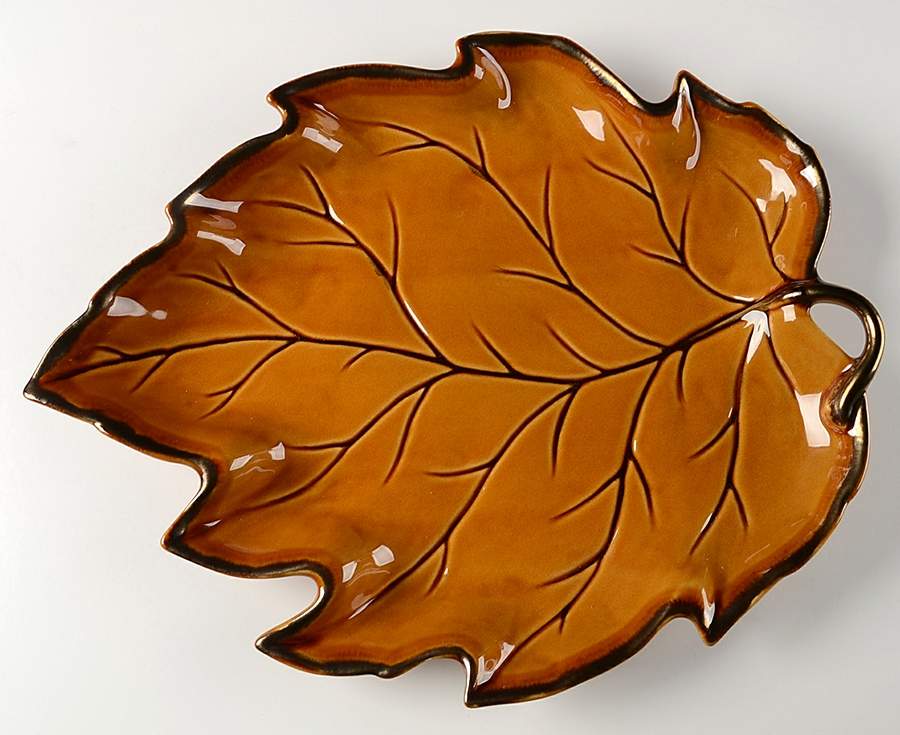 American Simplicity Rust 17" Leaf Shaped Platter by Home-1