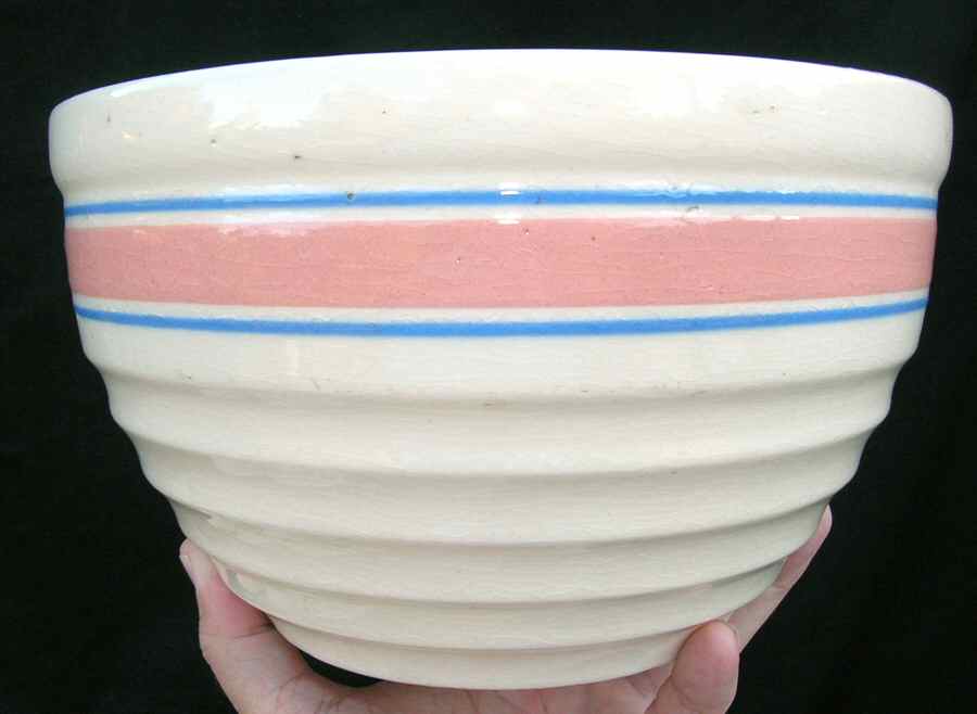HUL2 5" Mixing Bowl by Hull-1