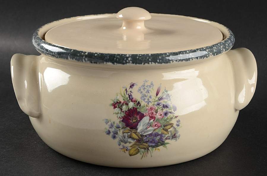 Floral 2 Qt Round Covered Casserole by Home & Garden Party-1