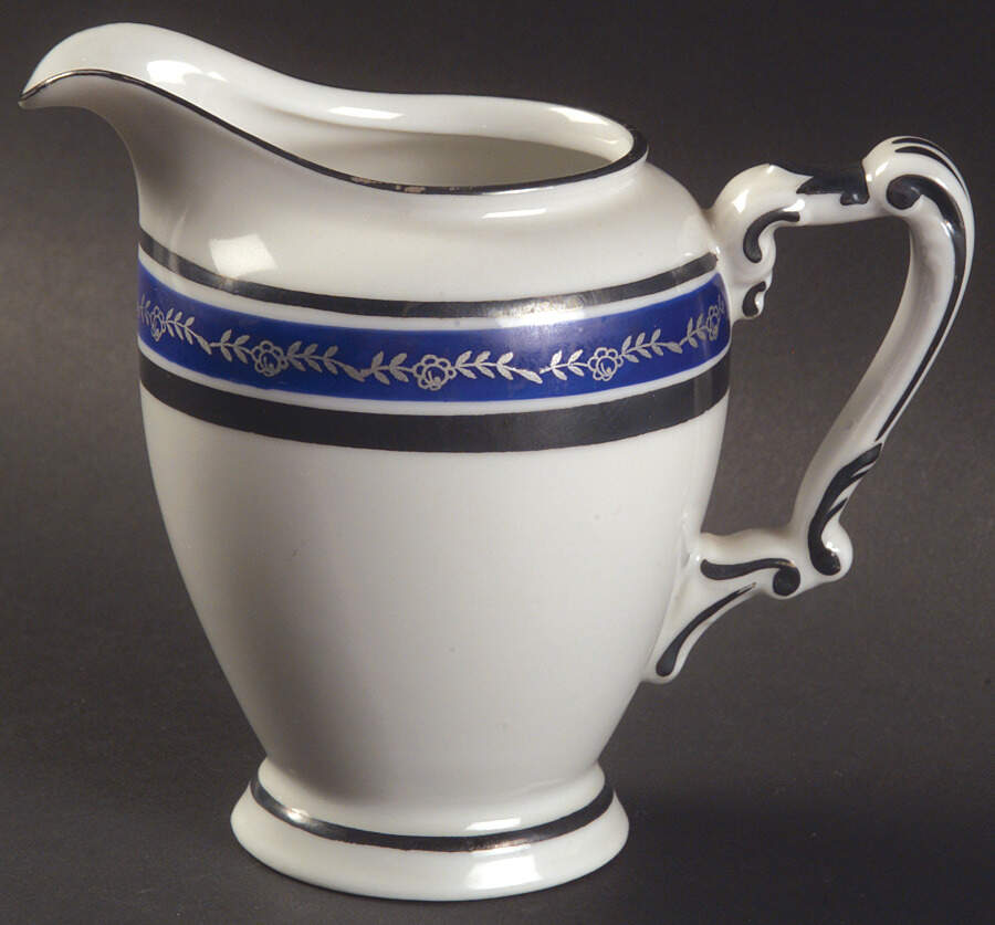 HC1112 Creamer by Heinrich - H&C-1