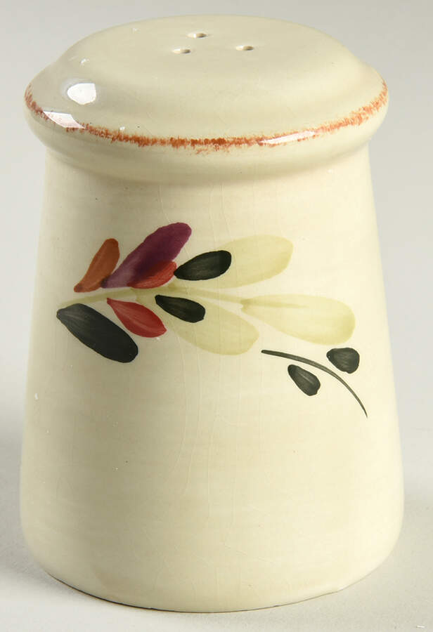 HMQ47 Pepper Shaker by Home-1