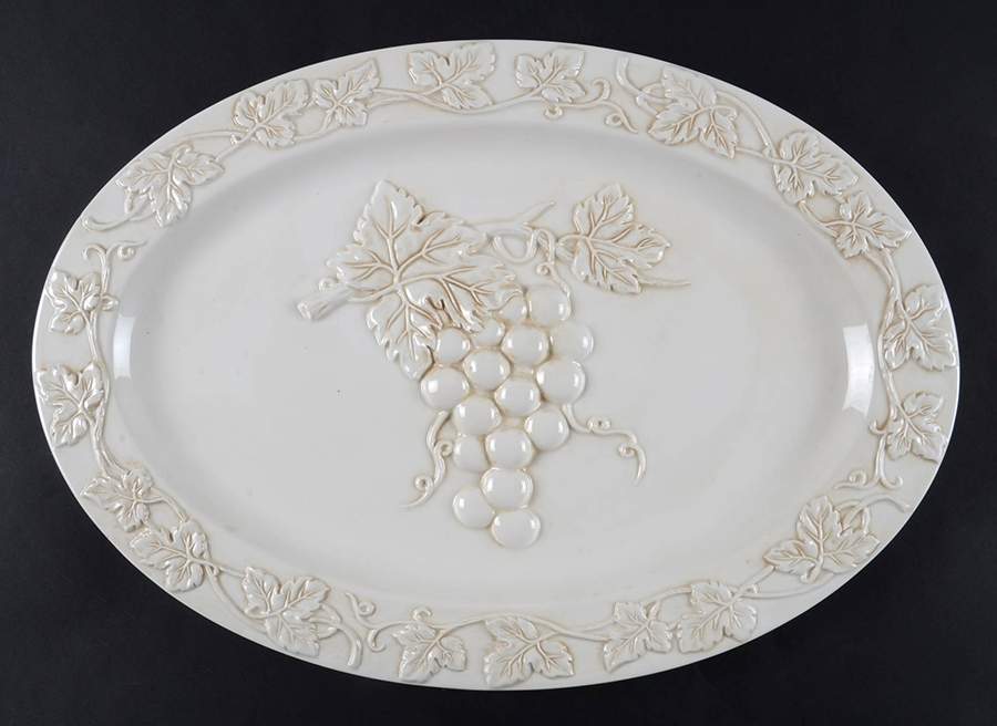 HMA2 18" Oval Serving Platter by Home Accents-1