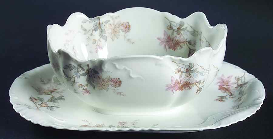 Schleiger 86-8 Gravy Boat with Attached Underplate by Haviland-1