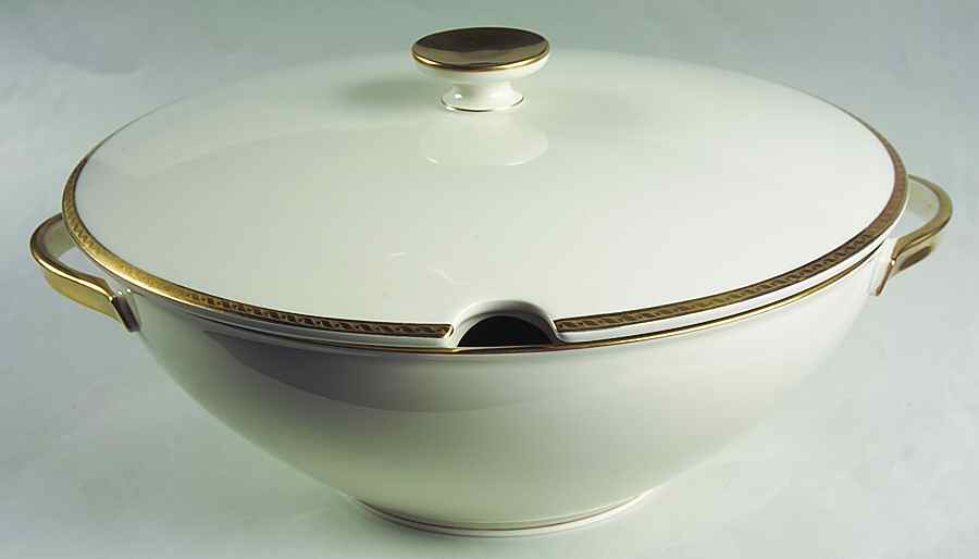 14092 Tureen &  Lid by Heinrich - H&C-1