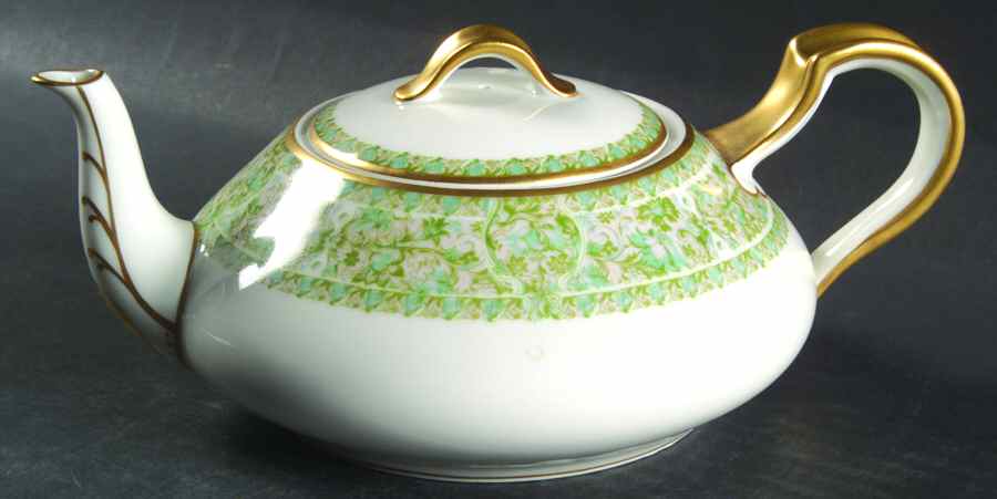 H3662 Small Teapot & Lid by Haviland-1