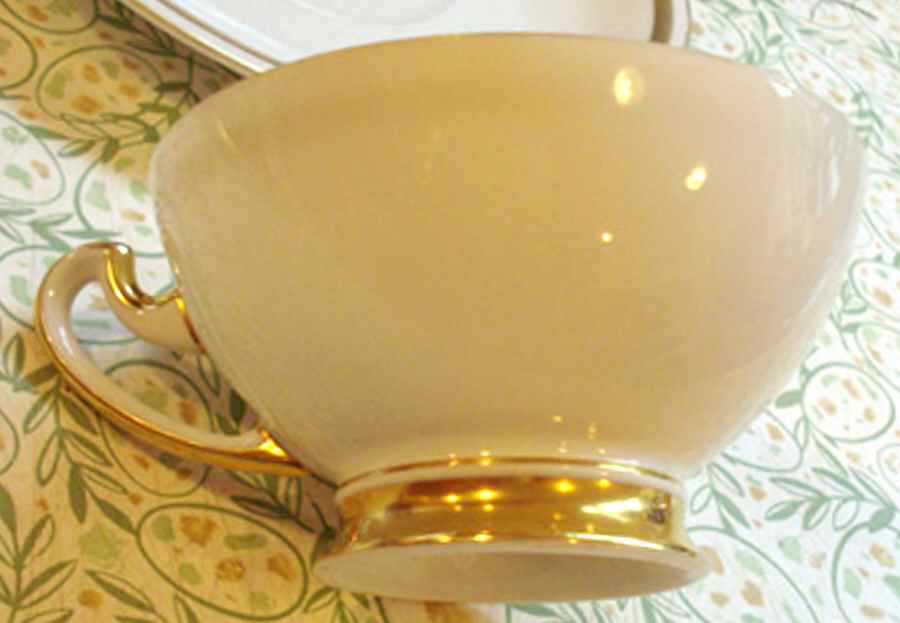 HEJ113 Footed Cup by Hertel Jacob-1