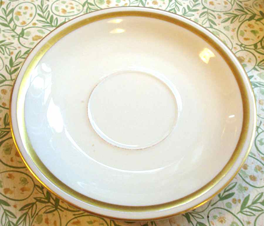 HEJ113 Saucer by Hertel Jacob-1
