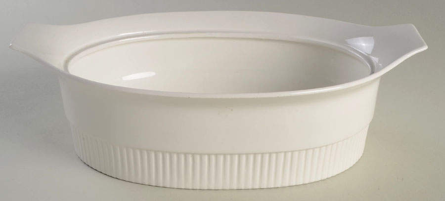 White 1 Quart Oval Casserole No Lid by Hall-1