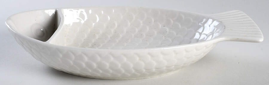 White 1 Piece Chip & Dip by Hall-1