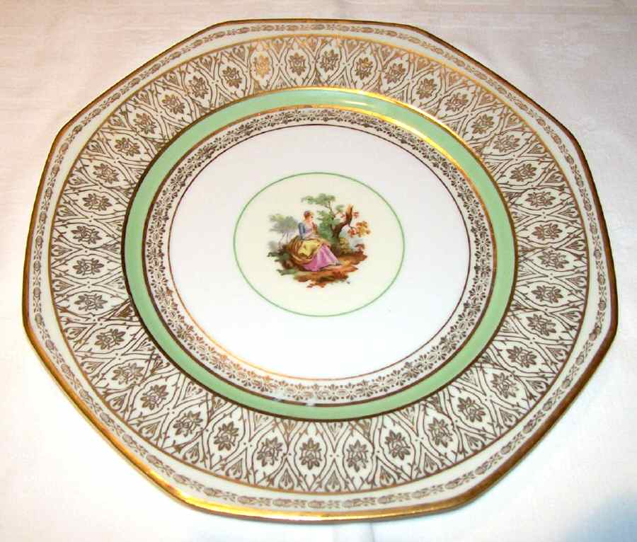 HUT1754 Dinner Plate by Hutschenreuther-1