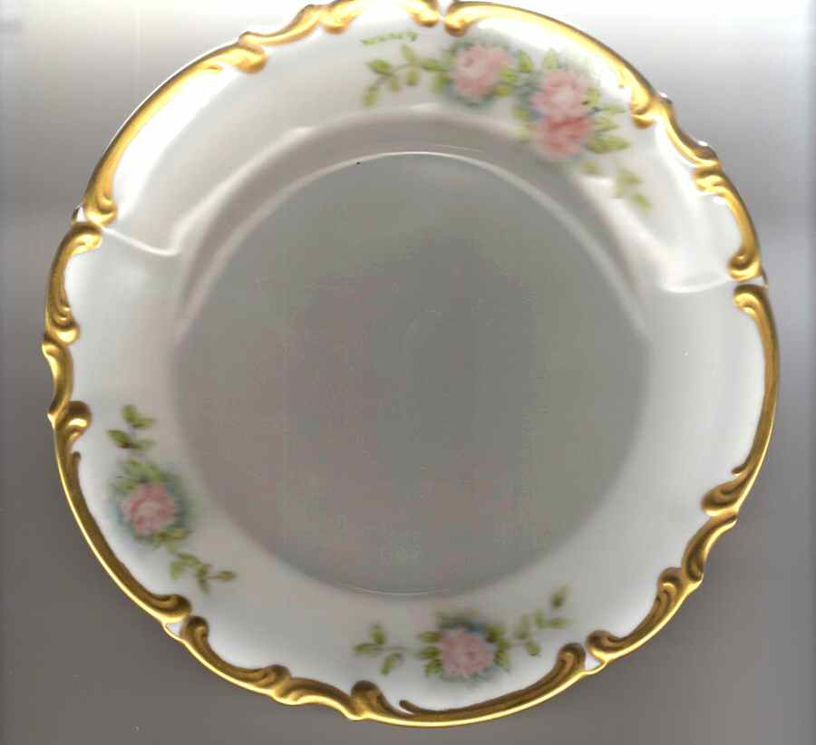 HUT1759 Dinner Plate by Hutschenreuther-1