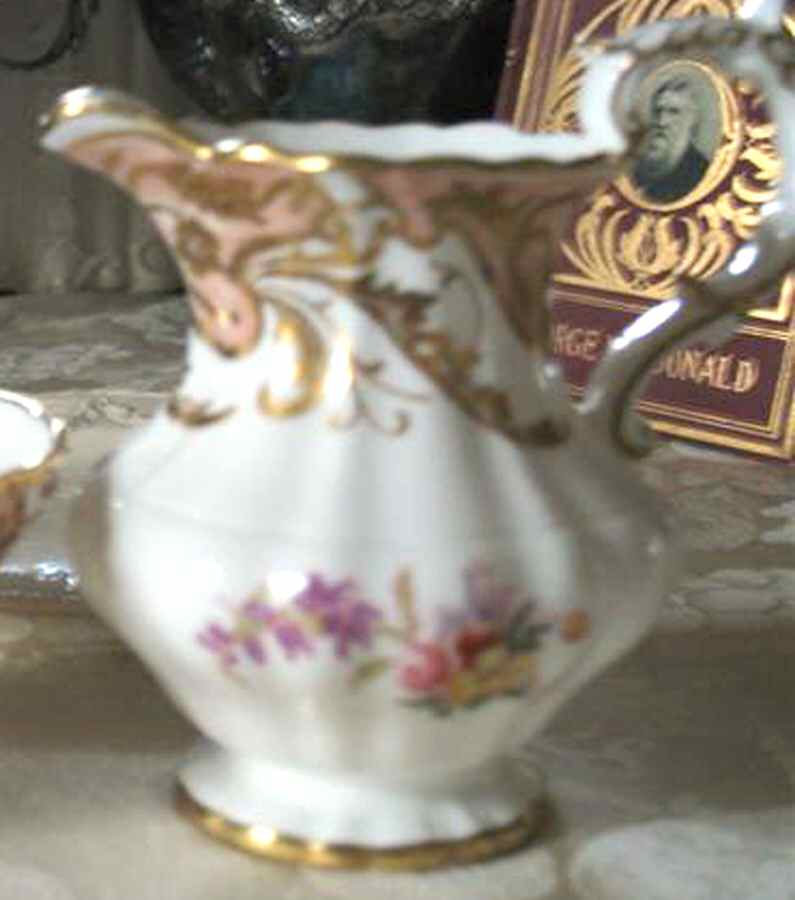 4763-5 Creamer by Hammersley-1