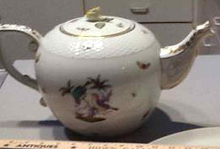 Rothschild Bird (Pastel Colors) Teapot & Lid by Herend-1