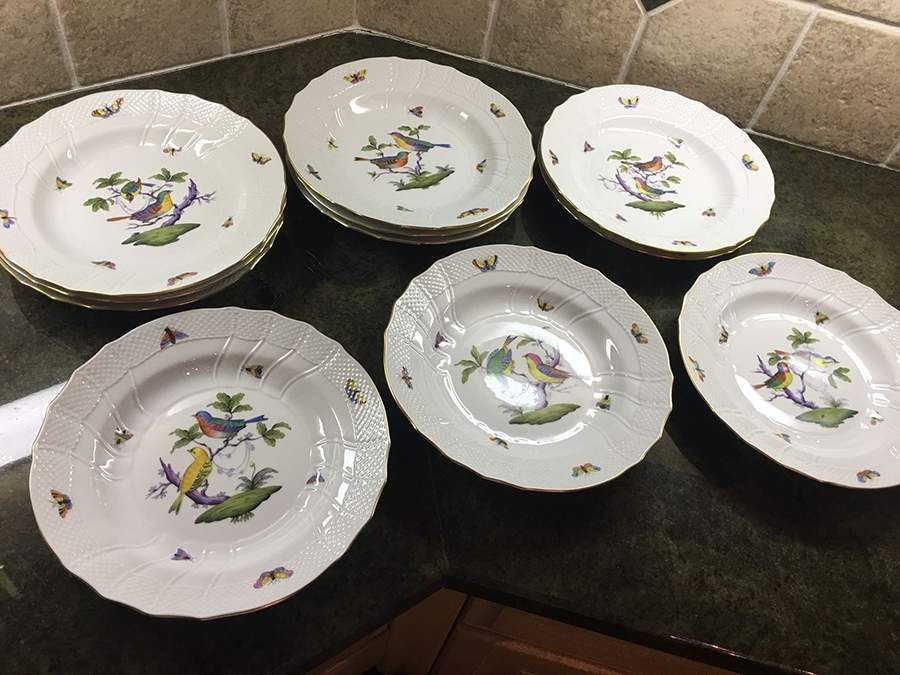 Rothschild Bird (Pastel Colors) Dinner Plate by Herend-1