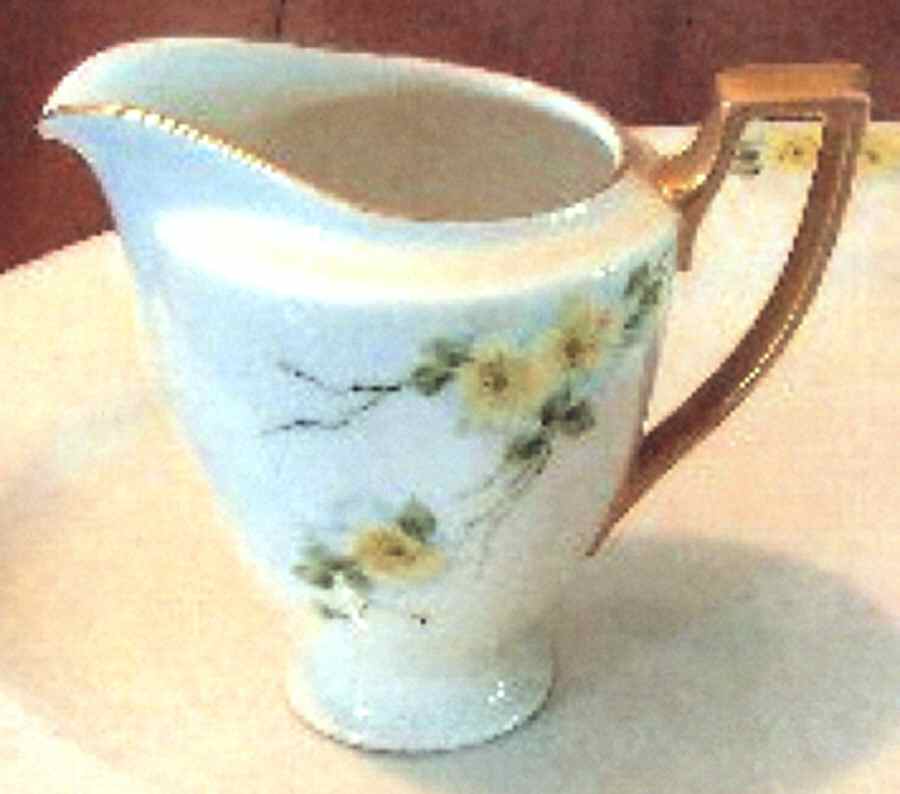 HC1113 Creamer by Heinrich - H&C-1