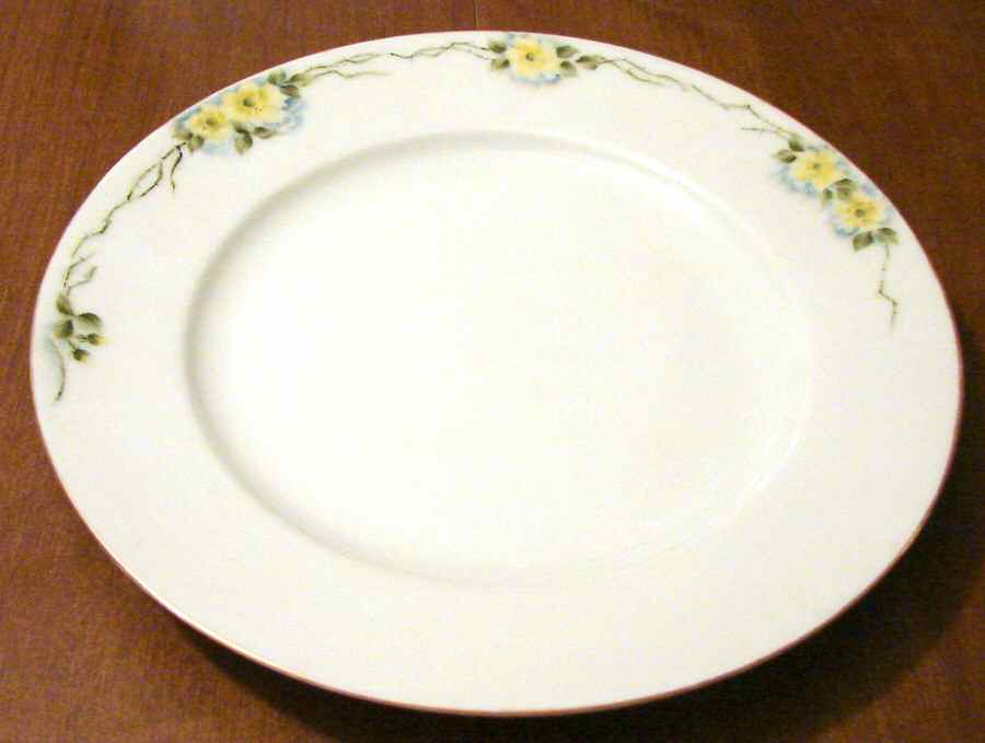 HC1113 Dinner Plate by Heinrich - H&C-1
