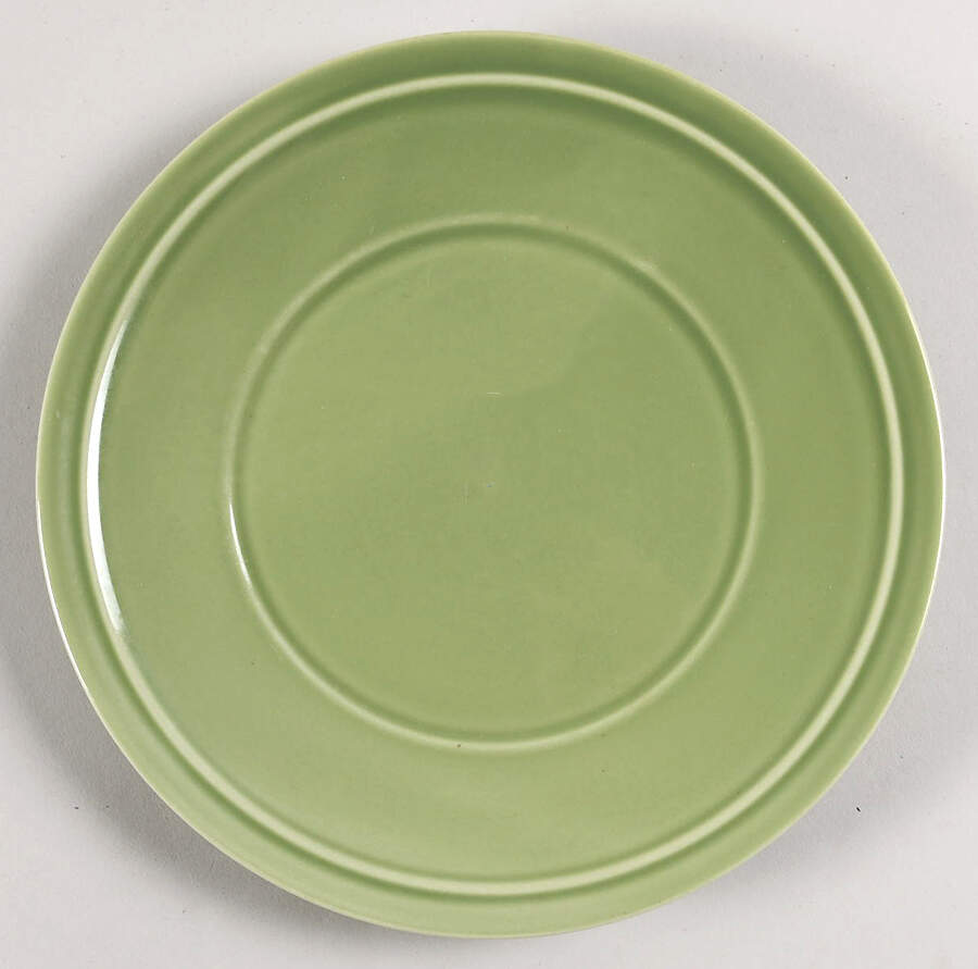 Canopy Pea Pod (Round) Salad/Dessert Plate by Home Trends-1