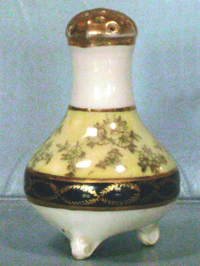 HUT1765 Salt Shaker by Hutschenreuther-1