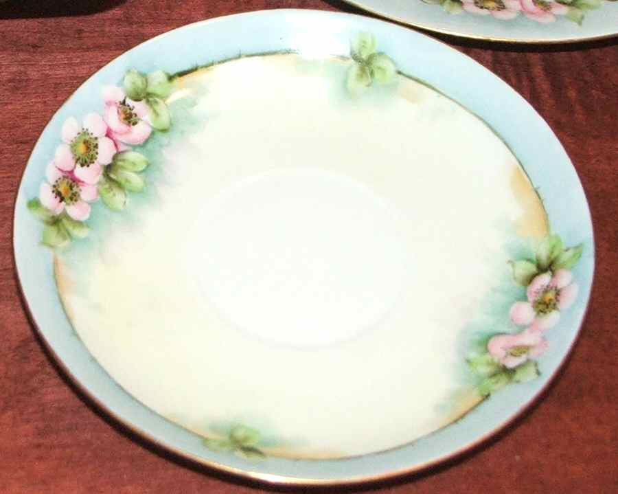 HUT1776 Saucer by Hutschenreuther-1