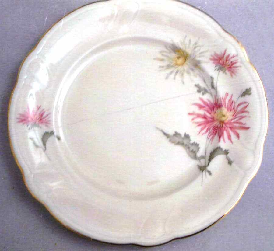 HUT1778 Dinner Plate by Hutschenreuther-1