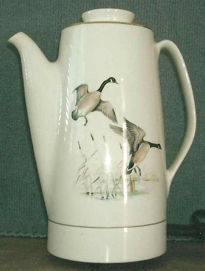 Game Bird Percolator & Lid w/Drip by Hall-1
