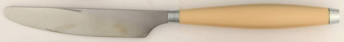 Fiesta Ivory (Intro 2008) Small Dinner Knife by Homer Laughlin -1