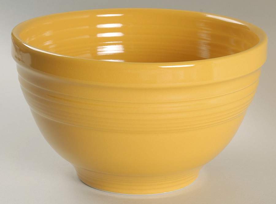 Fiesta Marigold (Intro 2008, 75th Anniversary) 9" Baking Bowl by Homer Laughlin -1